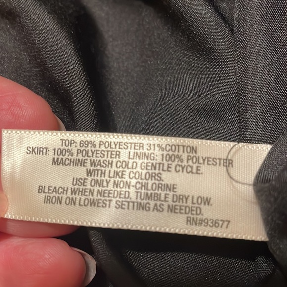 🎉3 for $30🎉 I 🖤 Ronson dress w/beautiful abstract design on sheer skirt (Mlb) - Picture 12 of 13